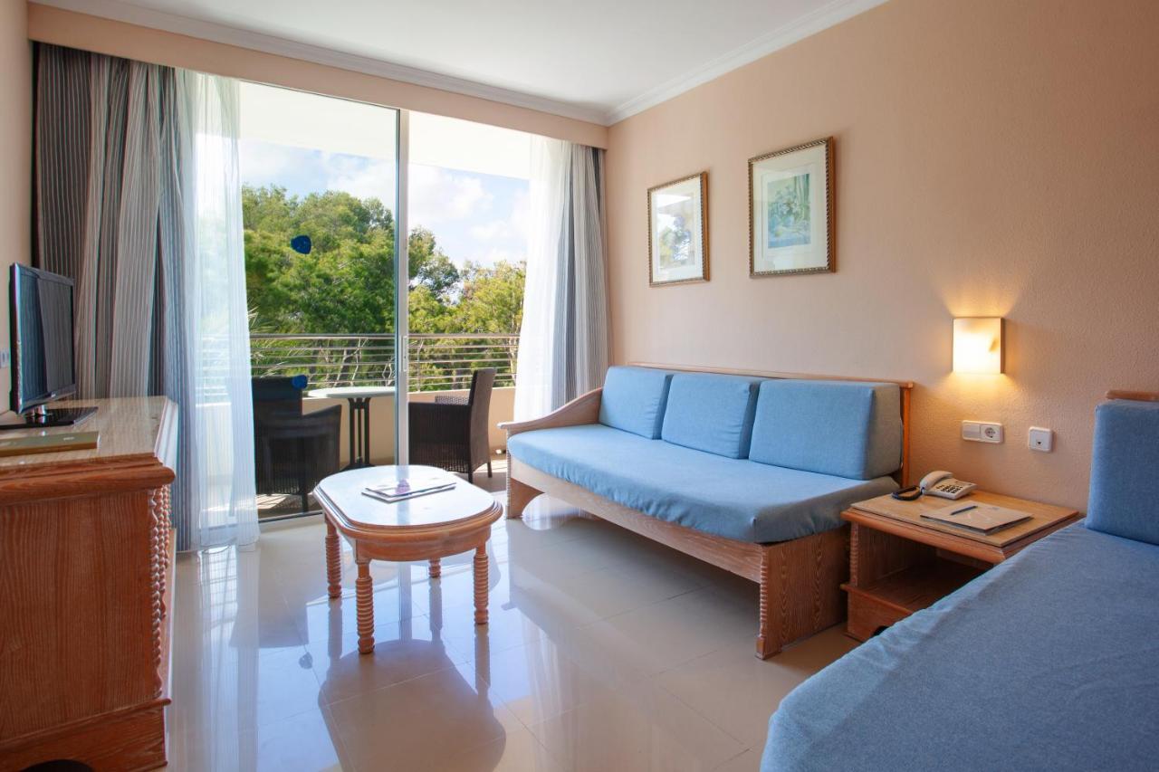 One-Bedroom Apartment,1005166063:JPEG