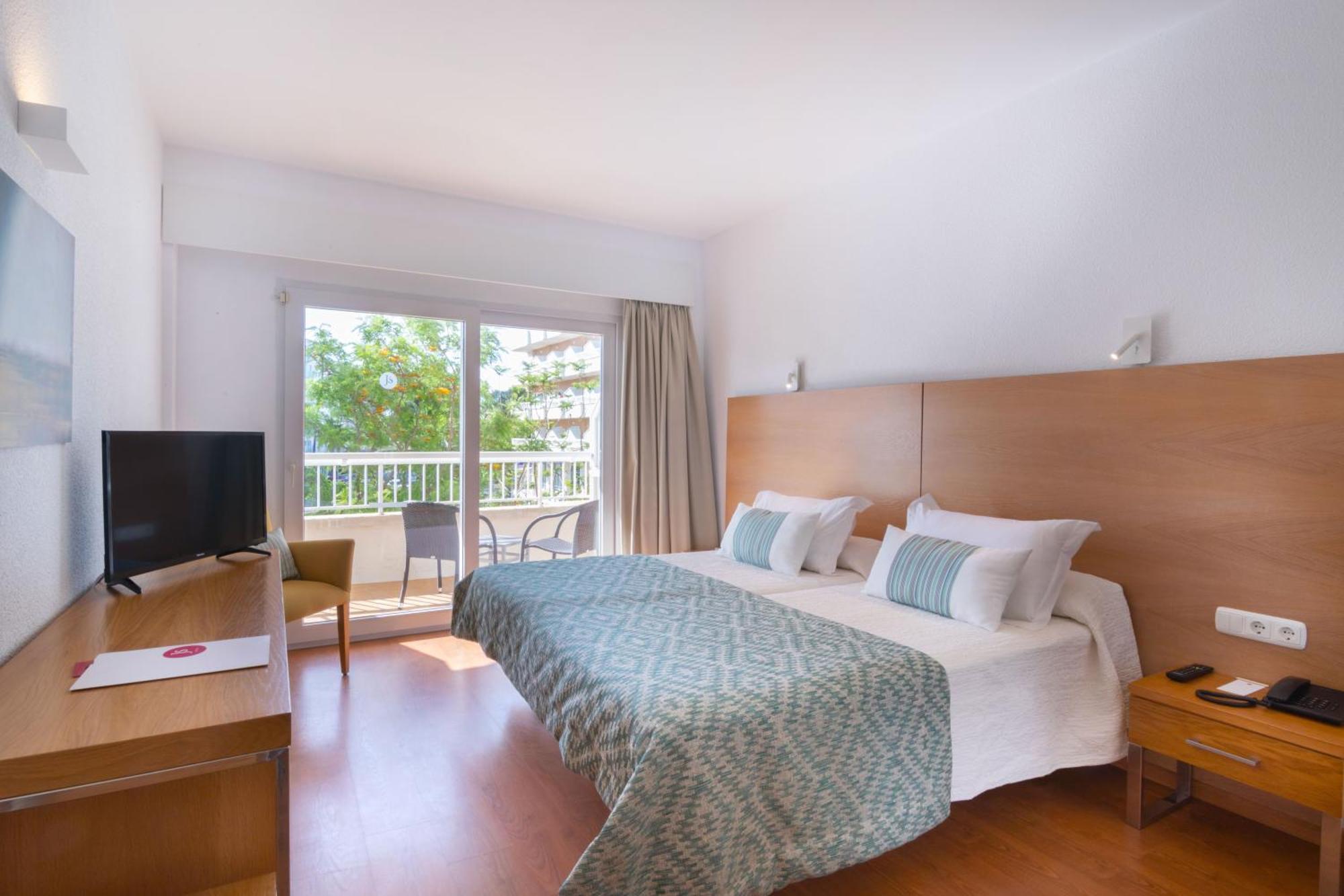 Double Room with Balcony,1272304954:JPEG